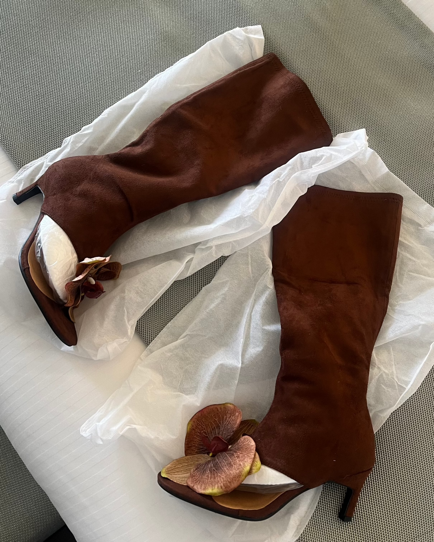Orchid Boots: Chocolate Thong Toe